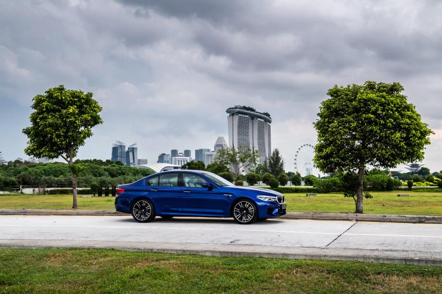  BMW M5 (F90) 2018 года  (SG) (фото 24 из 30)
